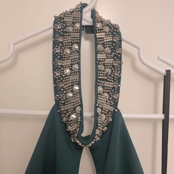 Bebe backless halter deep v neck dress - Picture 2 of 3